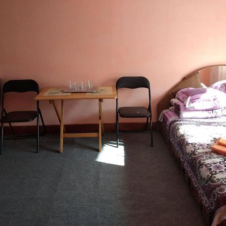 Cheres Hotel Yablunytsya Bagian luar foto