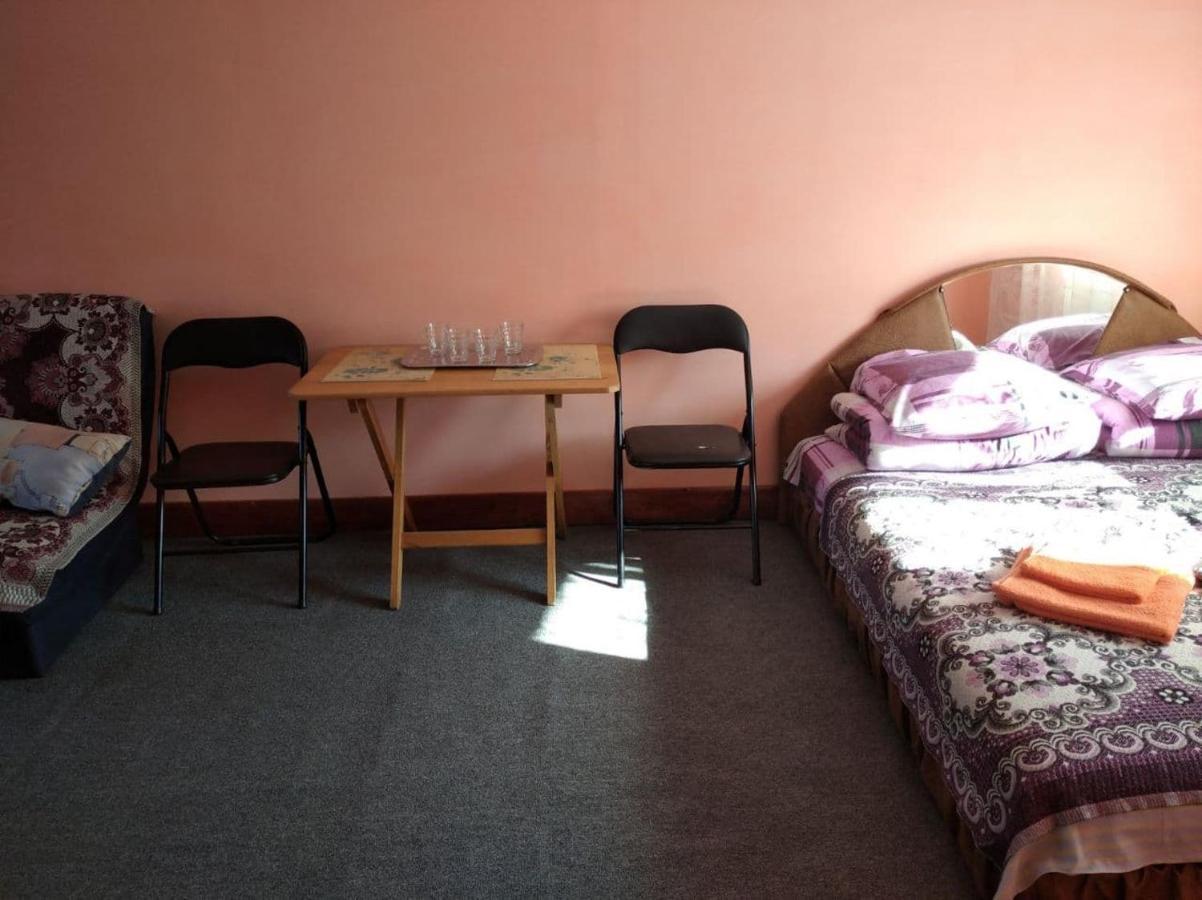 Cheres Hotel Yablunytsya Bagian luar foto