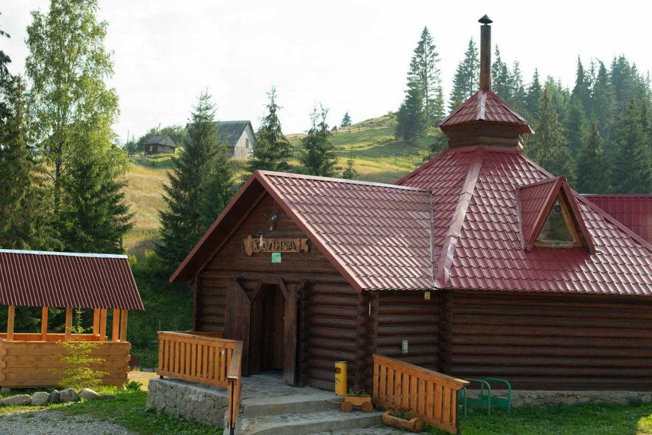 Cheres Hotel Yablunytsya Bagian luar foto